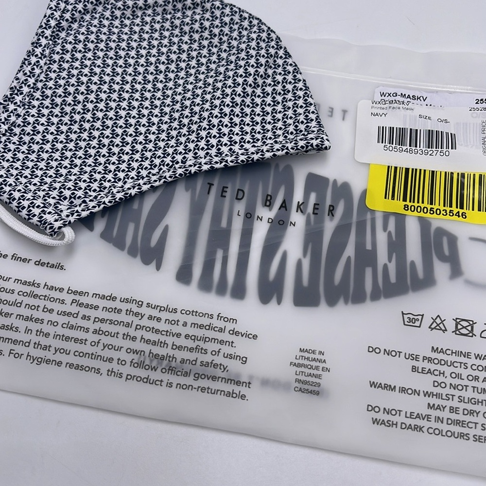 Black and White Patterned Face Mask TED BAKER LONDON Reversible Reusable NWT - Picture 6 of 16